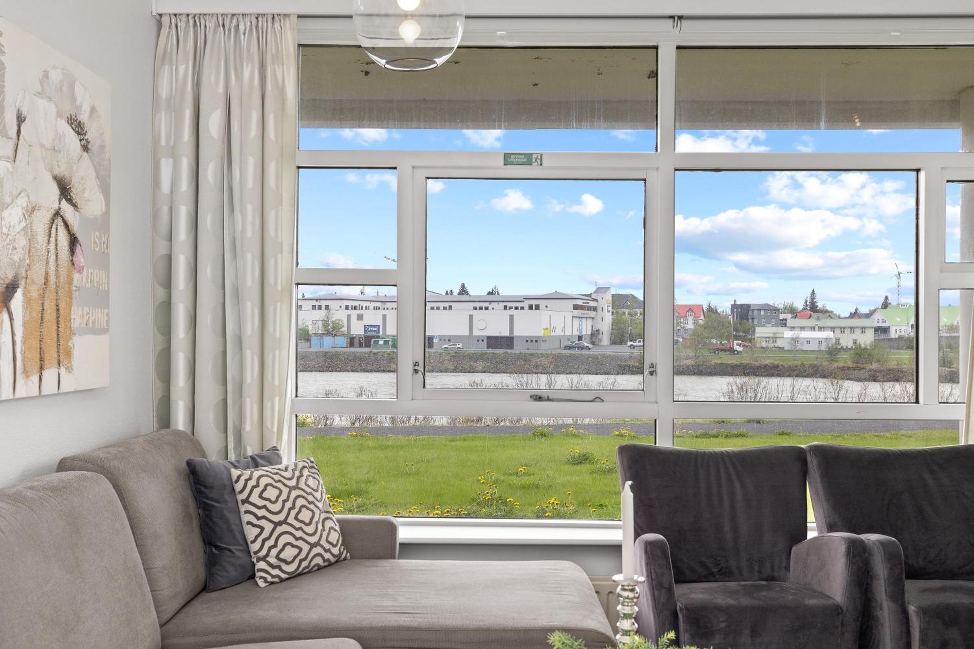 River Apartments Σέλφος Εξωτερικό φωτογραφία